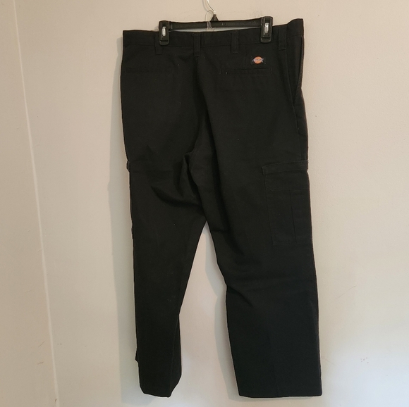 Dickies Industrial Black Cargo Work Pants 40x30 - Like New! - Picture 2 of 6